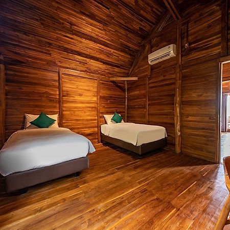 Sparks Forest Adventure Sukabumi Exterior foto